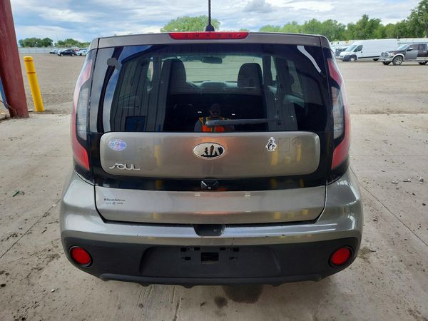 2019 KIA SOUL