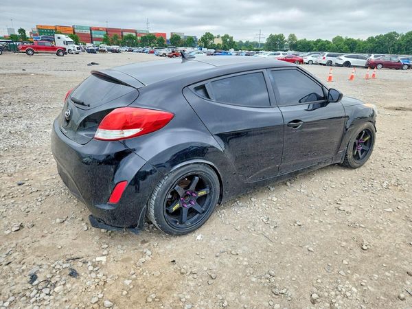 2016 HYUNDAI VELOSTER