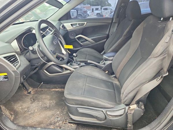 2016 HYUNDAI VELOSTER