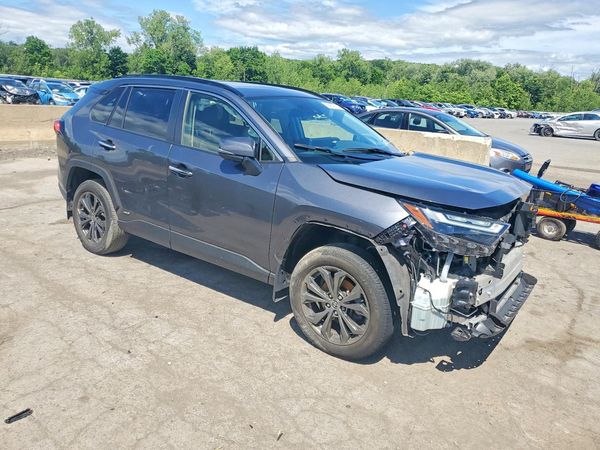 2024 TOYOTA RAV4 Limited