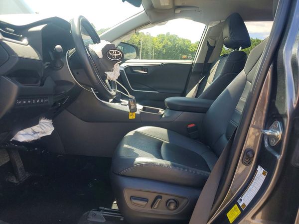 2024 TOYOTA RAV4 Limited