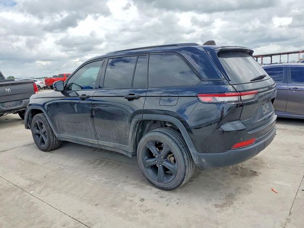 2023 JEEP GRAND CHEROKEE LAREDO 4X4