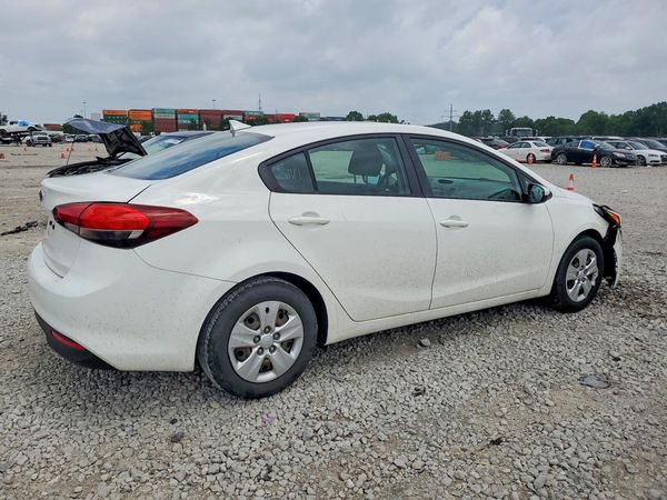 2018 KIA FORTE LX Base