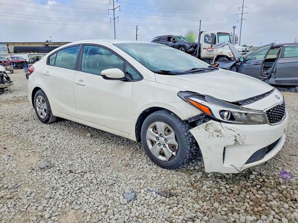 2018 KIA FORTE LX Base