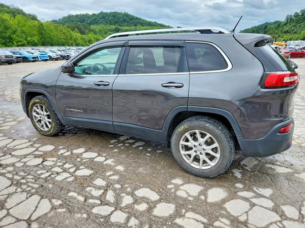 2015 JEEP CHEROKEE LATITUDE 4X4