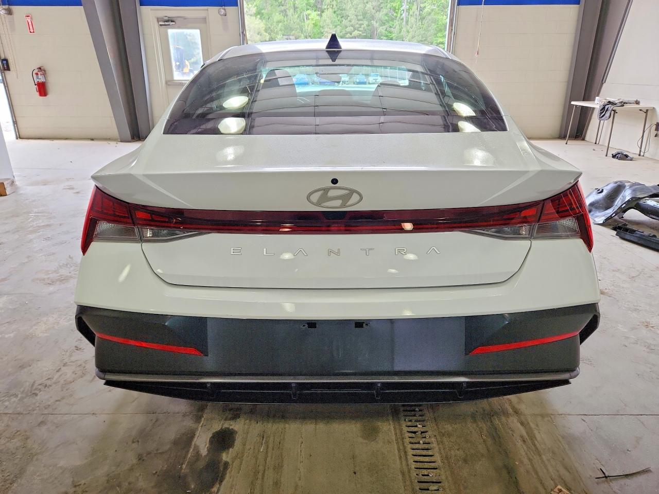 2024 HYUNDAI ELANTRA SEL w/ Convenience Pkg