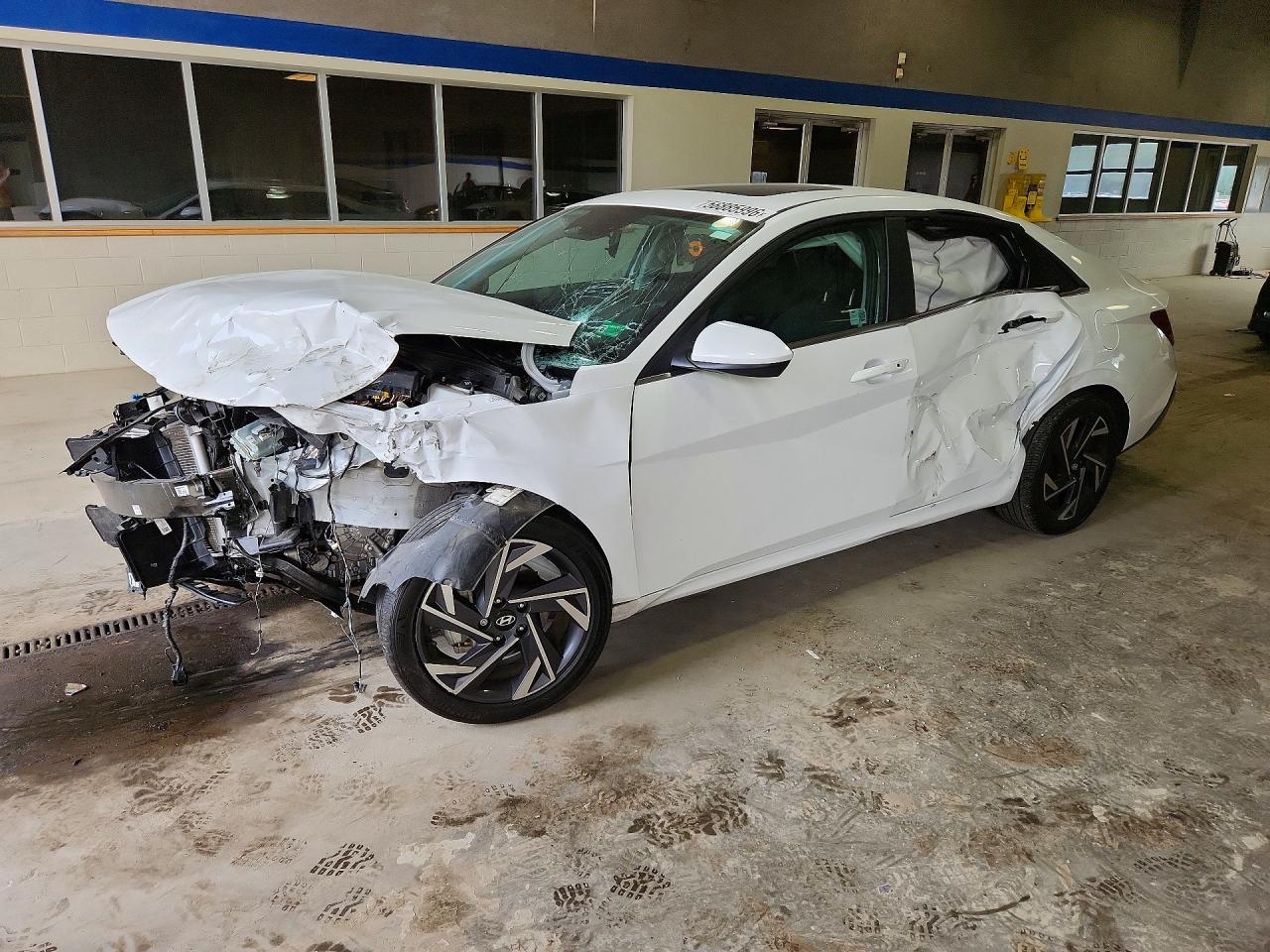 2024 HYUNDAI ELANTRA SEL w/ Convenience Pkg