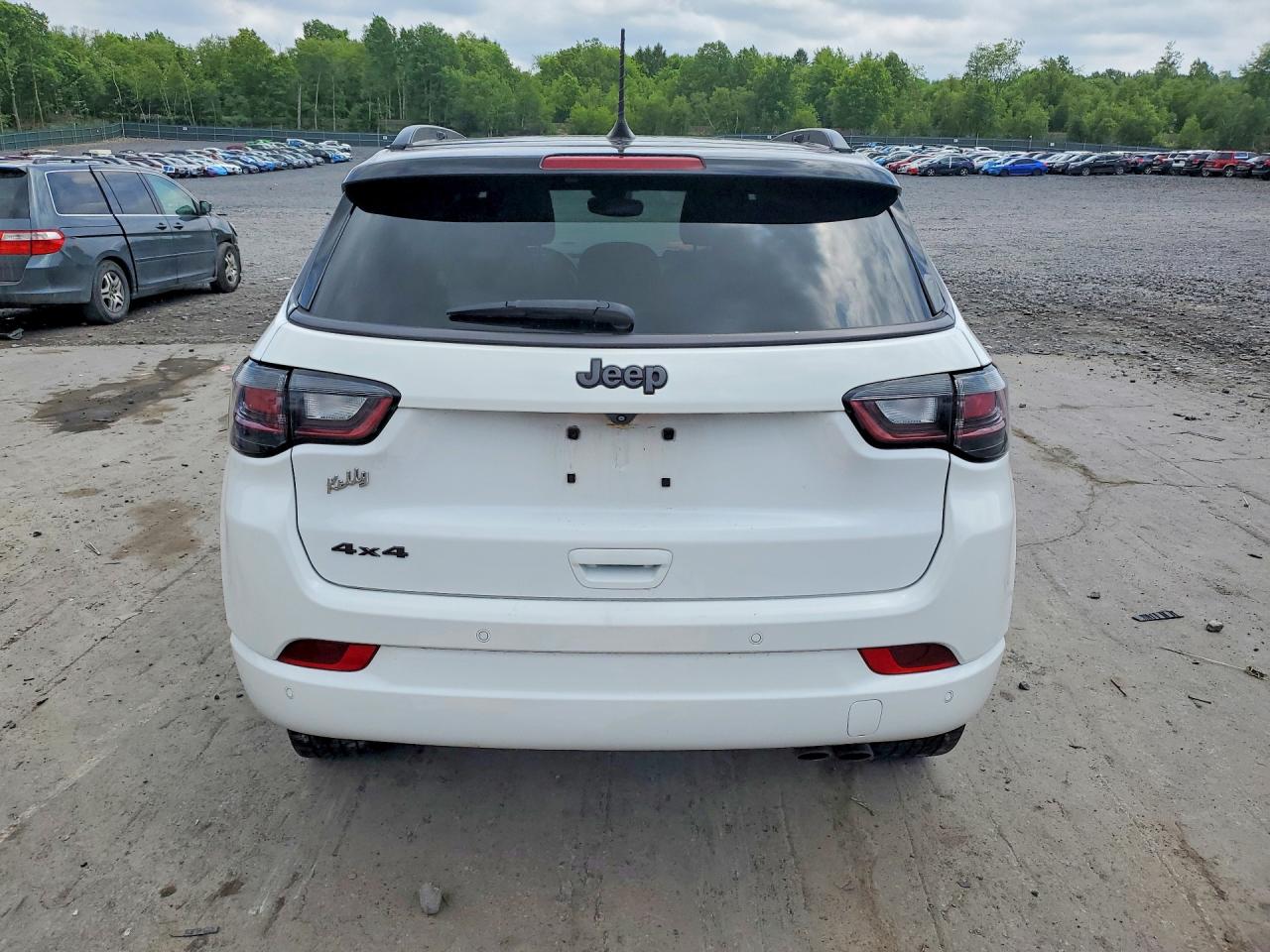 2022 JEEP COMPASS LIMITED 4X4