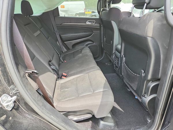 2020 JEEP GRAND CHEROKEE LAREDO 4X4