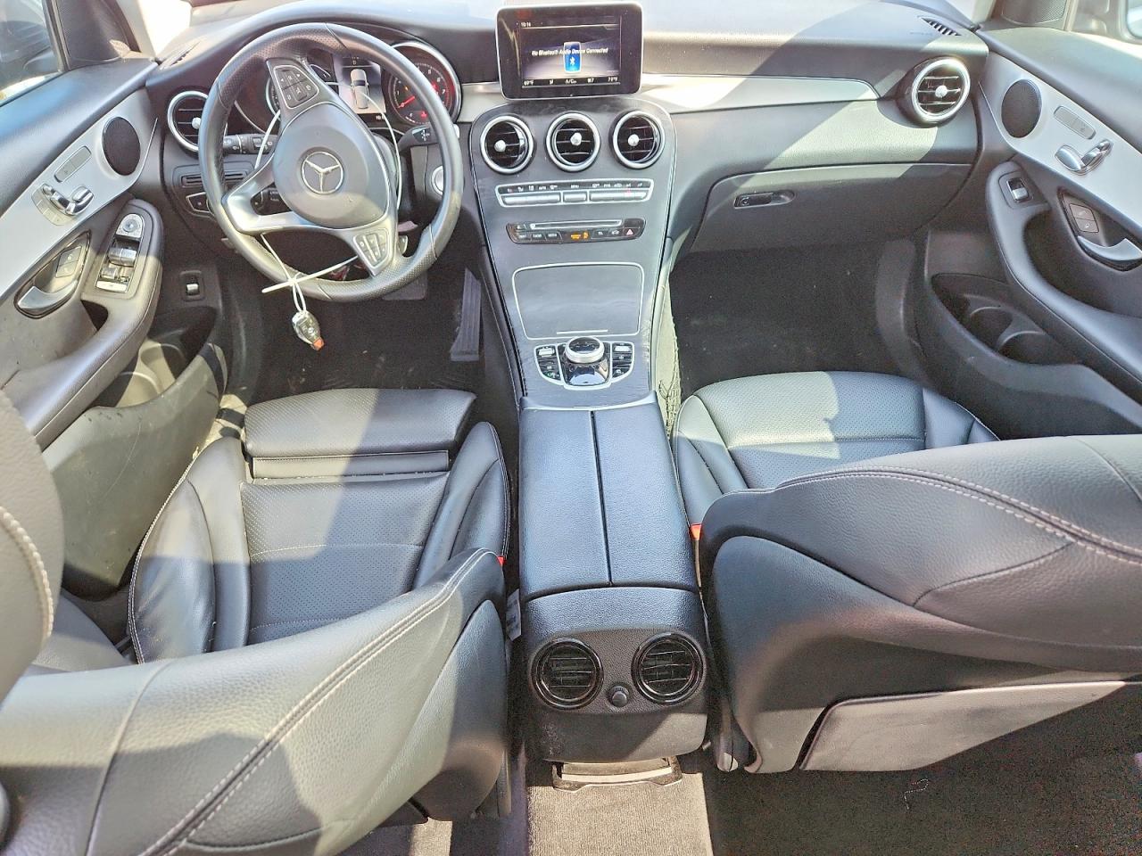2019 MERCEDES-BENZ GLC GLC300