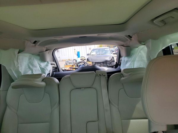 2018 VOLVO XC90