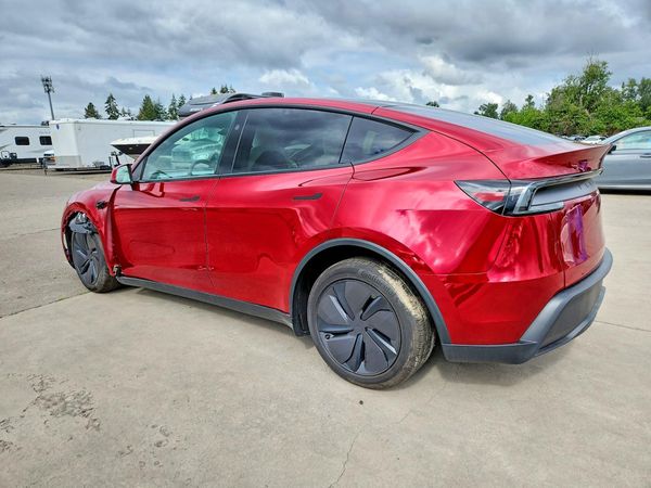 2026 TESLA MODEL Y