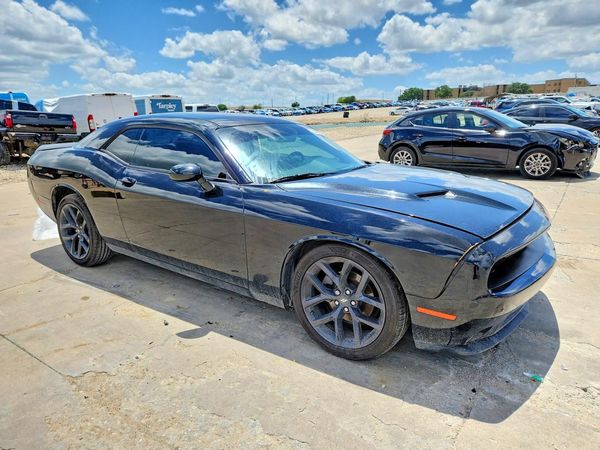 2020 DODGE CHALLENGER SXT