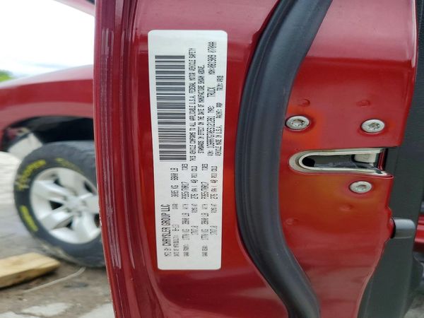 2014 RAM 1500 SLT