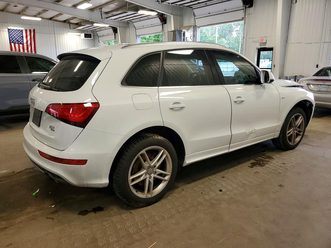 2014 AUDI Q5