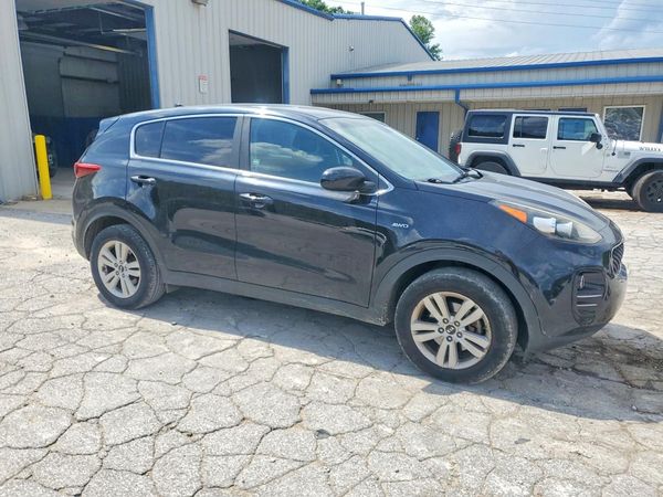2017 KIA SPORTAGE LX