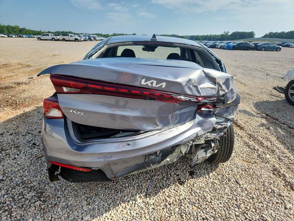 2022 KIA K5 LX
