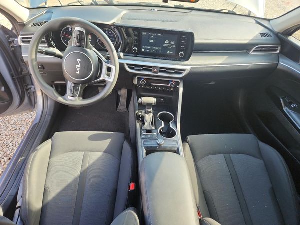 2022 KIA K5 LX
