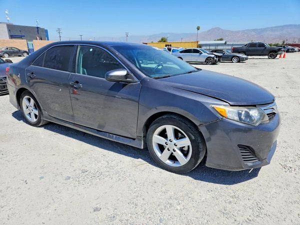 2013 TOYOTA CAMRY