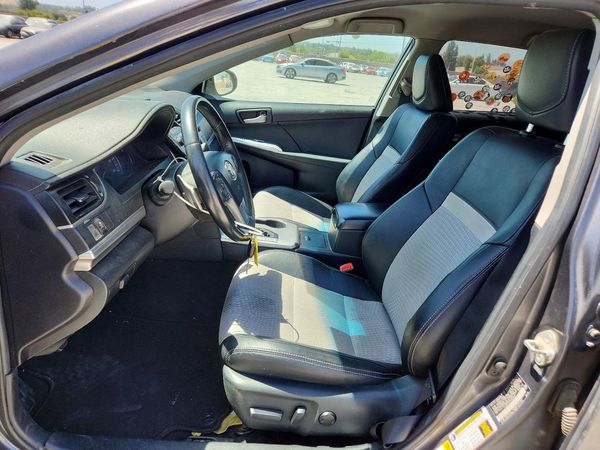 2013 TOYOTA CAMRY