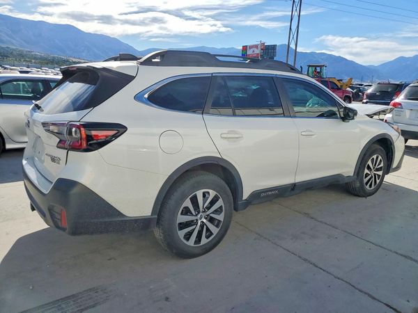 2022 SUBARU OUTBACK Base