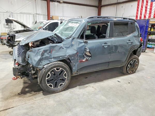 2016 JEEP RENEGADE TRAILHAWK 4X4
