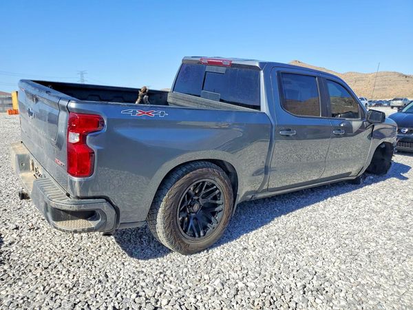 2021 CHEVROLET SILVERADO RST