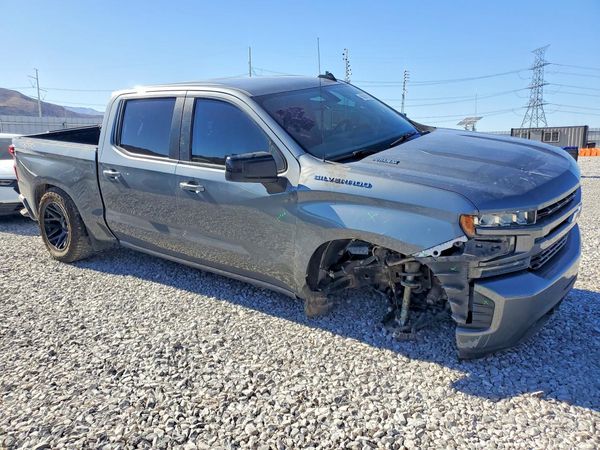2021 CHEVROLET SILVERADO RST