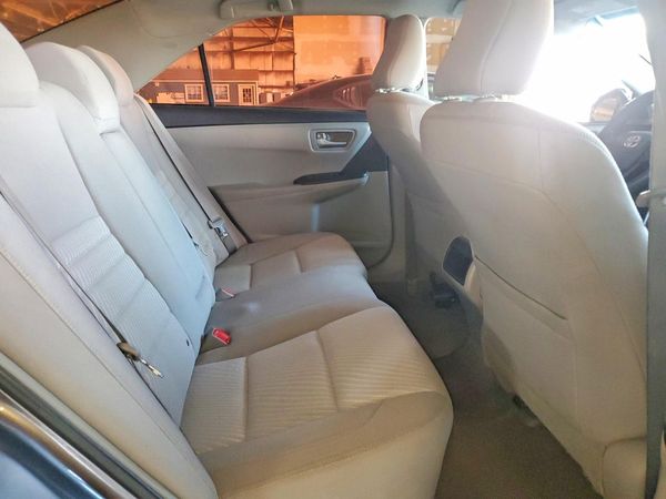 2016 TOYOTA CAMRY