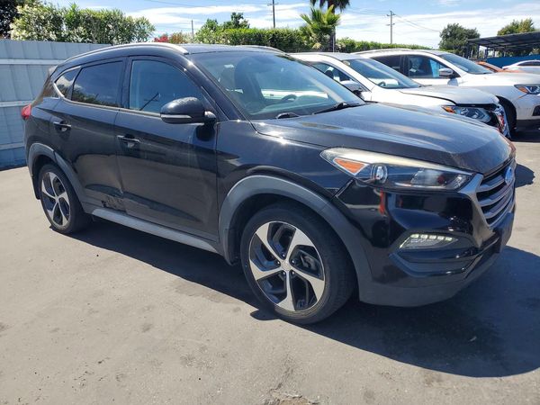 2017 HYUNDAI TUCSON