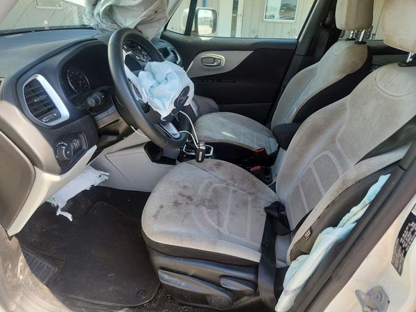 2019 JEEP RENEGADE LATITUDE 4X2