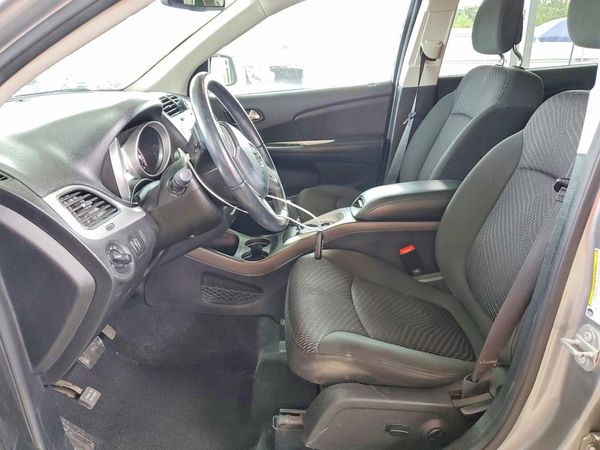 2019 DODGE JOURNEY SE