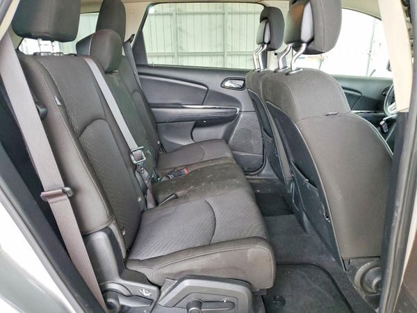 2019 DODGE JOURNEY SE