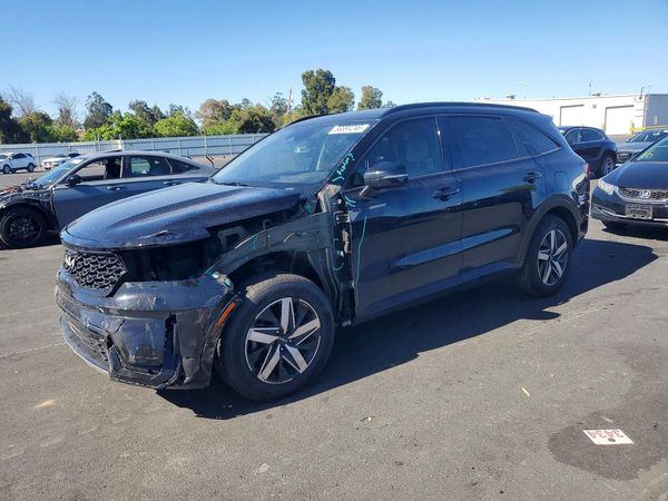 2022 KIA SORENTO S