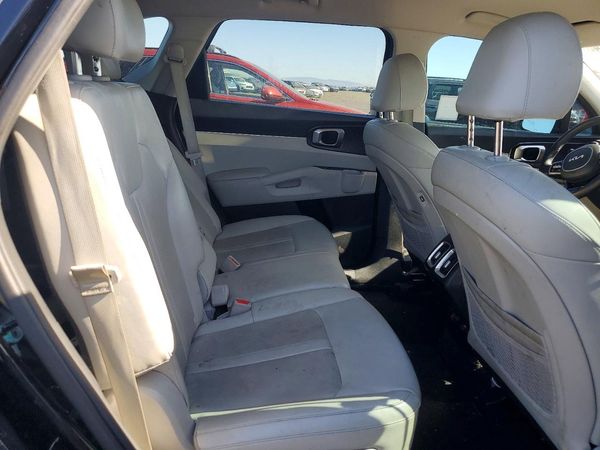 2022 KIA SORENTO S