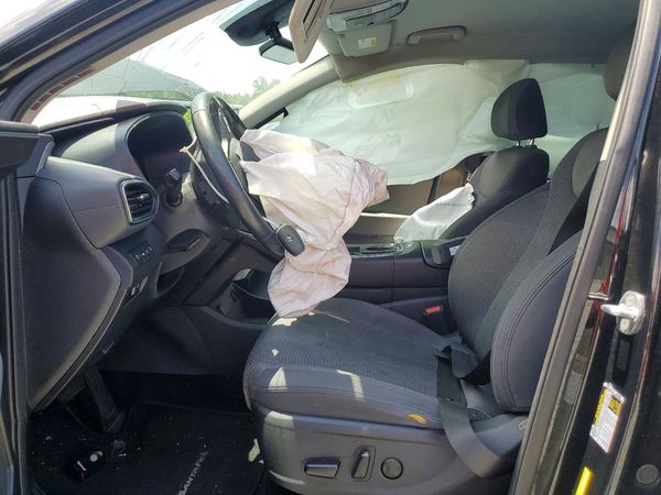 2021 HYUNDAI SANTA FE SEL w/ Convenience Pkg