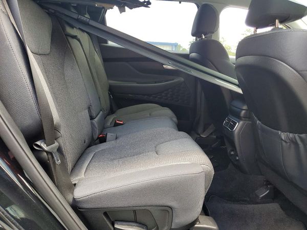 2021 HYUNDAI SANTA FE SEL w/ Convenience Pkg
