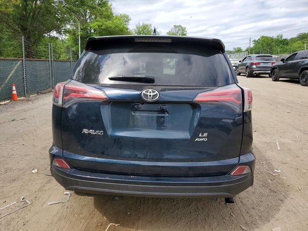 2018 TOYOTA RAV4 LE