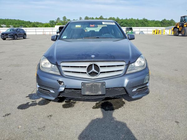 2013 MERCEDES-BENZ C C300