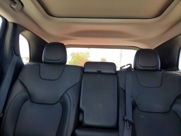 2020 JEEP CHEROKEE LATITUDE PLUS 4X4