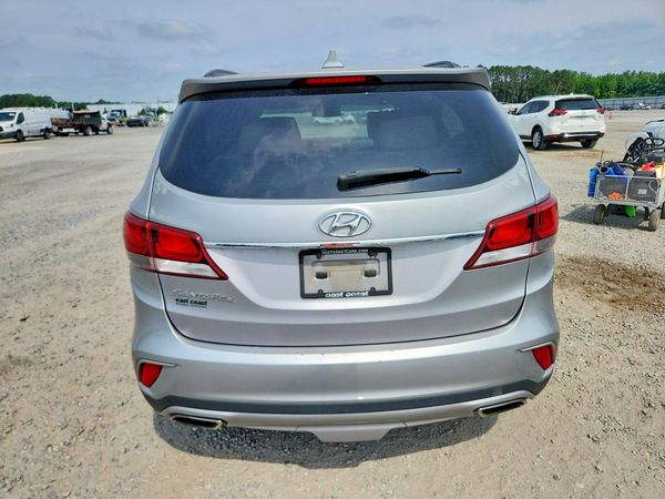 2018 HYUNDAI SANTA FE SE Premium pkg