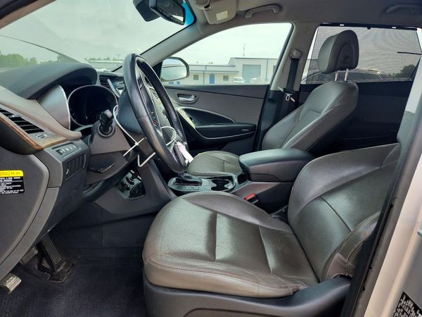 2018 HYUNDAI SANTA FE SE Premium pkg