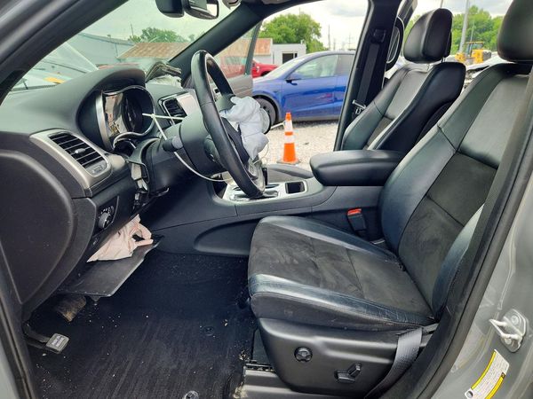 2019 JEEP GRAND CHEROKEE Laredo