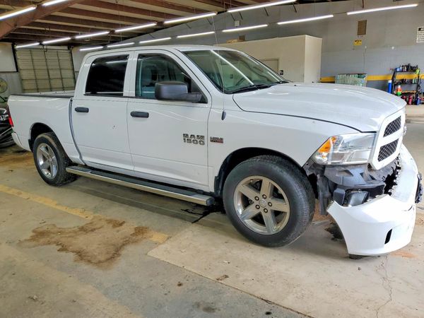 2015 RAM 1500 ST