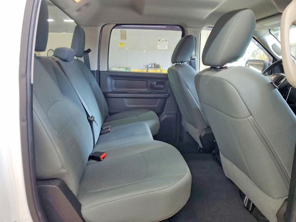 2015 RAM 1500 ST