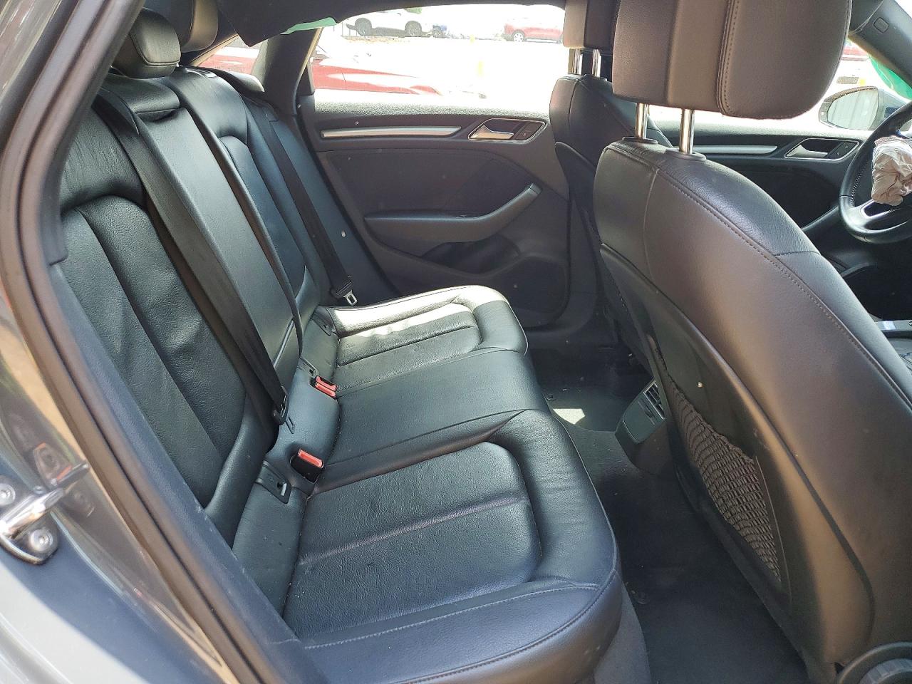 2019 AUDI A3 Premium, Titanium