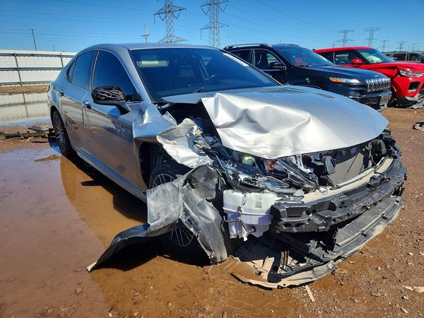 2021 TOYOTA CAMRY SE — Passenger 3/4