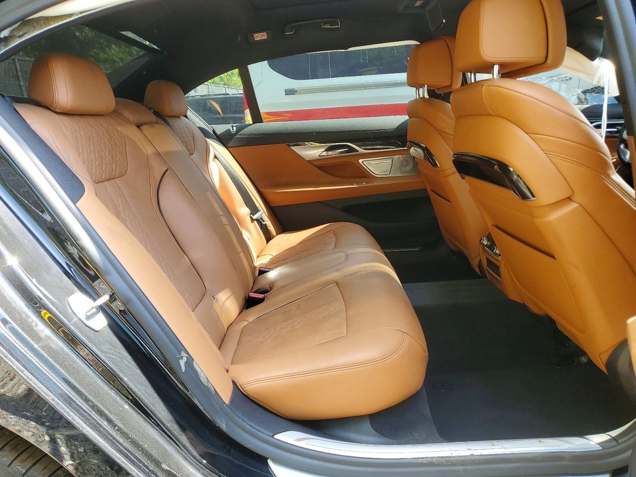 2020 BMW 750 xDrive