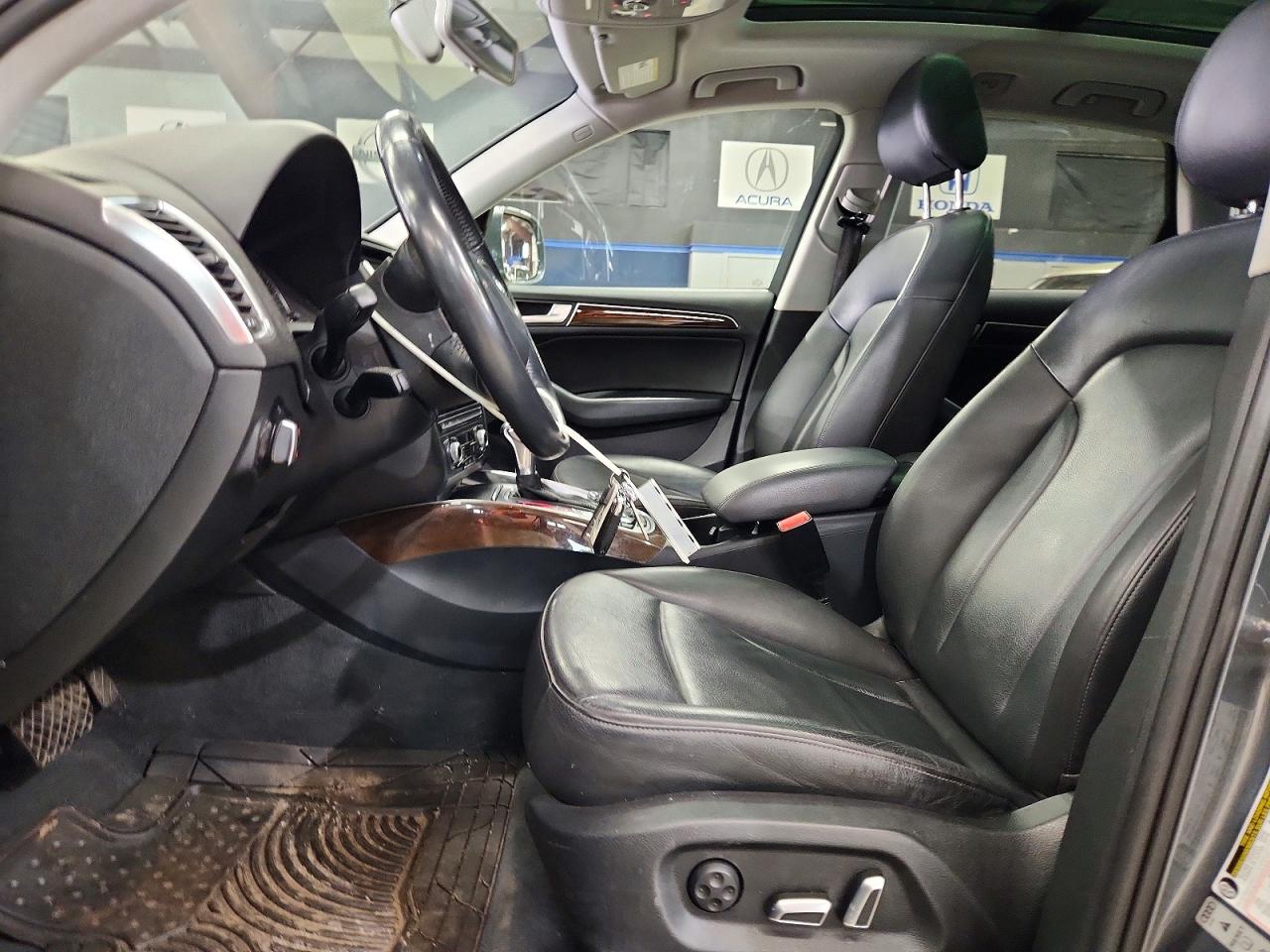 2017 AUDI Q5 quattro Premium