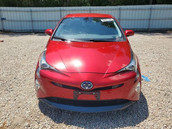 2017 TOYOTA PRIUS
